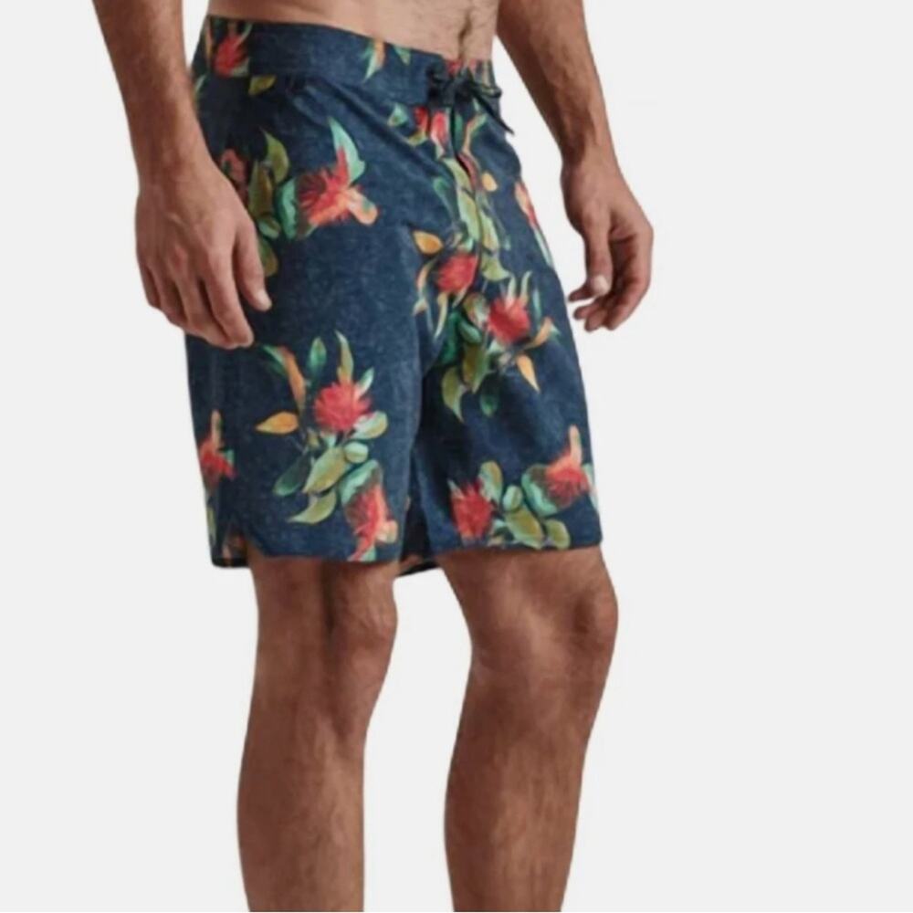 NEW Roark Passage La Selva 18" Men's Boardshorts Floral Heathered Navy Blue 32” - Picture 2 of 13